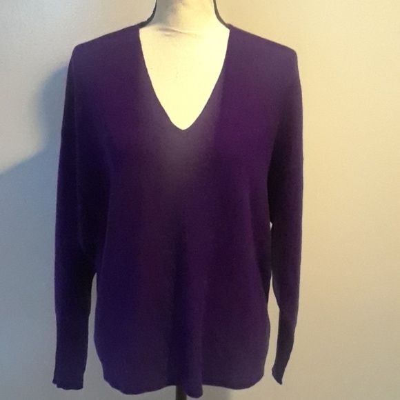 New Eileen Fisher pullover - Picture 2 of 6